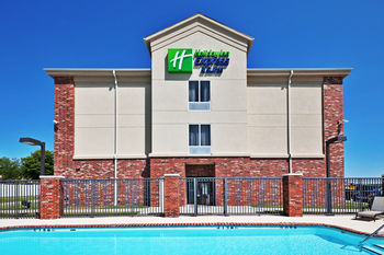 Others 2, Spark by Hilton Catoosa, Tulsa