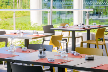 Restaurant 5, Spark by Hilton Lyon Eurexpo, Rhône