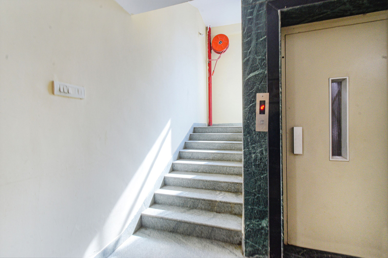 Public Area 2, FabHotel Hitek N, Hyderabad