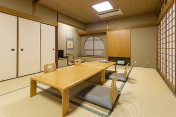 Others 2, Ryokufuso, Kyoto