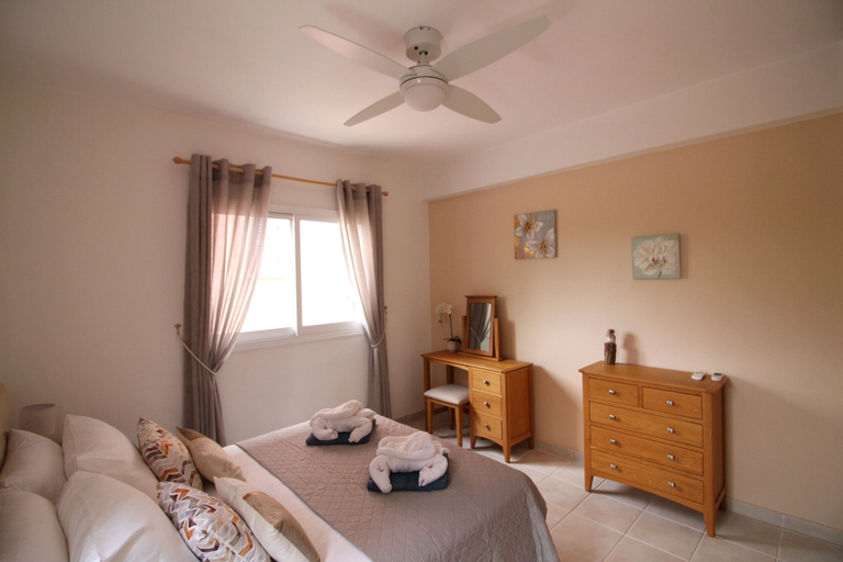 Room 3, 40 PAP - Stay Regina Apartment