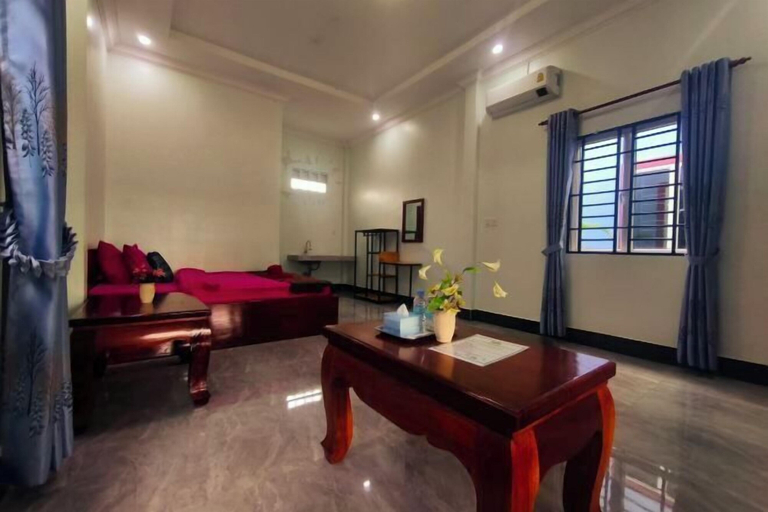 Room 5, AHHA Bungalow Kampot, Kampot