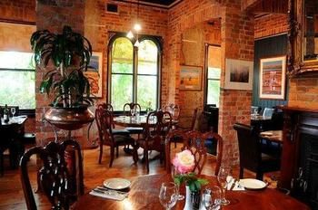 Food & Drinks 2, Yea Peppercorn Hotel, Murrindindi - West