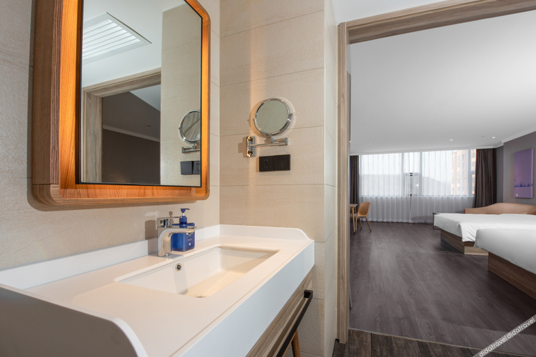 Bathroom 3, Hanting Hotel Linfen Ji County Hukou Waterfall, Linfen