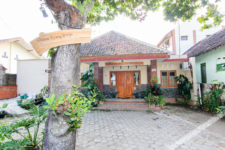 ่ฑๅญ 3, NDalem Eyang Dwijo, Yogyakarta