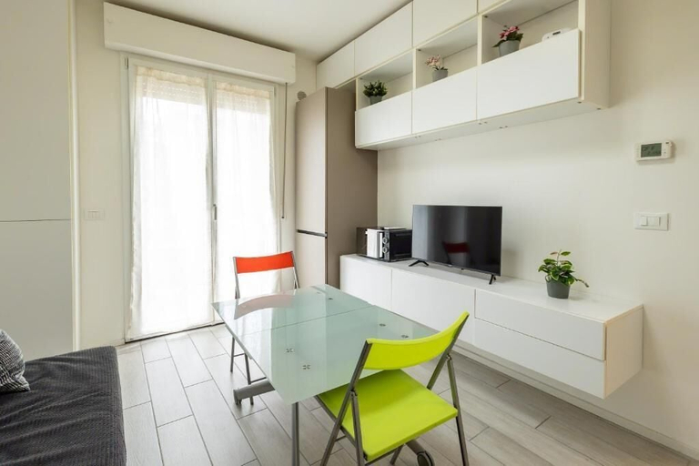 Living area 2, Casa Maritè - Private Parking, Pisa
