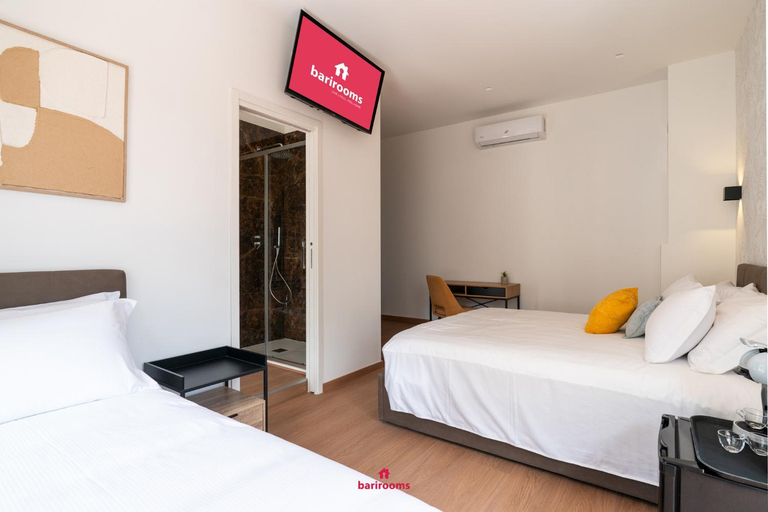 Facilities 2, Barirooms - Petruzzelli, Bari