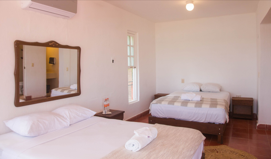 Bedroom 3, Hotel CasaBakal - A pie de Laguna - Bacalar, Othón P. Blanco
