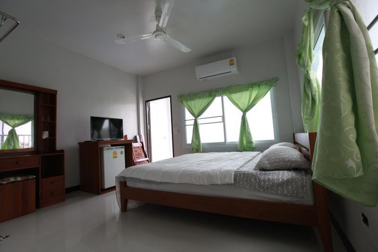 Bedroom 2, Koh Sichang Unseen, Koh Si Chang