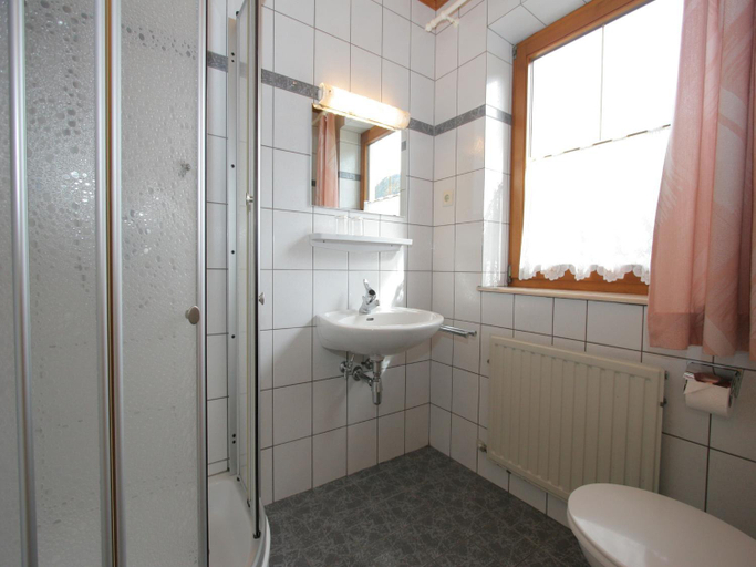 Bathroom 3, Sauna Apartment in Schladming, Liezen