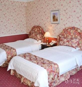 Others 2, Oak Hotel (Chengdu Jiuyanqiao Chuanyin), Chengdu