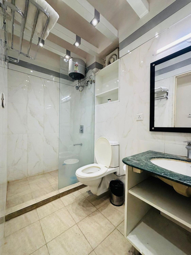 Bathroom, The Grace Residency, Lucknow