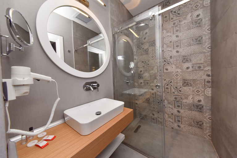 Bathroom, Atacity Hotel, Maltepe