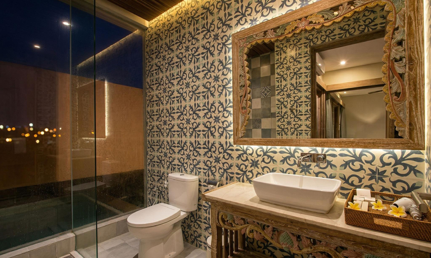Bathroom 4, Sari Dana Villas, Denpasar