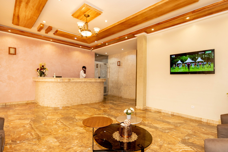 Others 4, ISIS HOTEL, Mfoundi