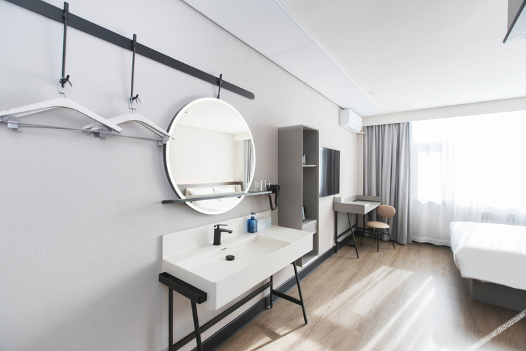 Bathroom 4, Hanting Hotel Zhangjiakou Zhangbei County Government, Zhangjiakou