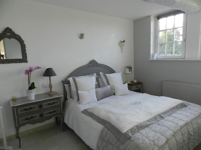 Bedroom 4, Le Pressoir, Calvados