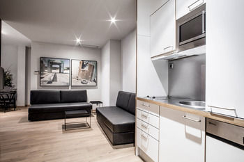 Others 4, Aparthotel Allada, Barcelona