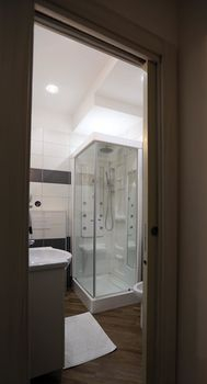 Bathroom, 360 Hospitality, Salerno