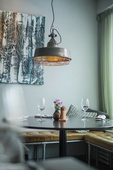 Food & Drinks