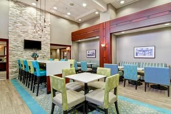 Others 5, Hampton Inn & Suites by Hilton - Guelph, Wellington