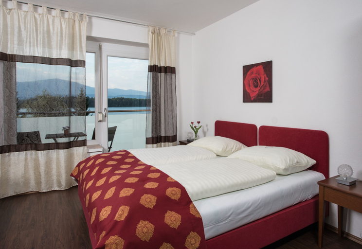 Others 4, Faaker See Inn, Villach Land