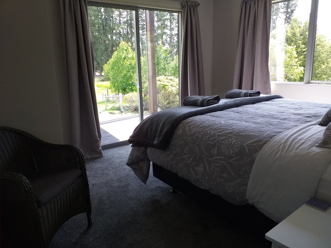 Bedroom 2, Alpine Views Burkes Pass, Mackenzie