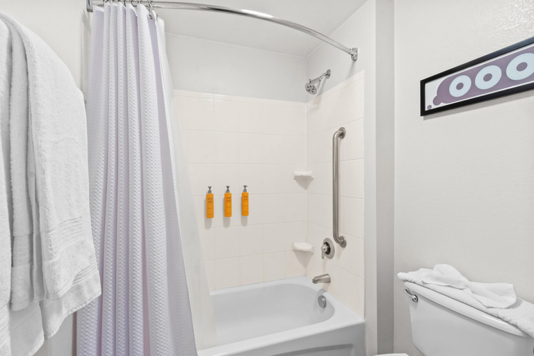 Bathroom 4, Sonesta ES Suites Phoenix Goodyear, Maricopa