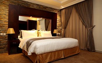 Others 3, loren serviced Apartment Alslamah, Jeddah