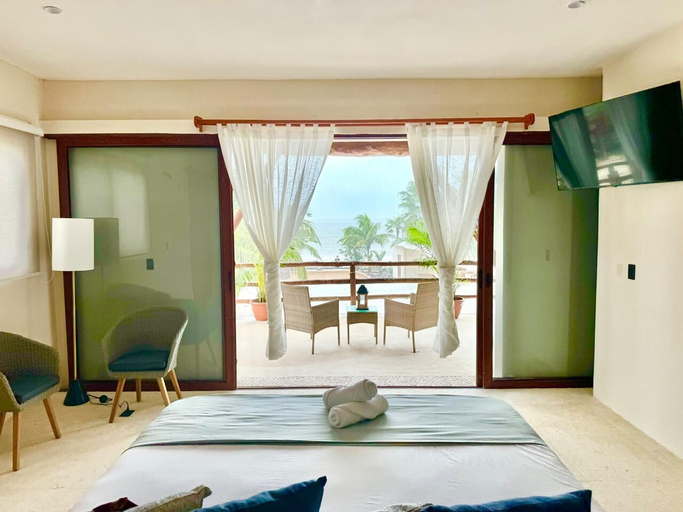 Room 2, Beachfront Hotel Boutique DK, Lázaro Cárdenas