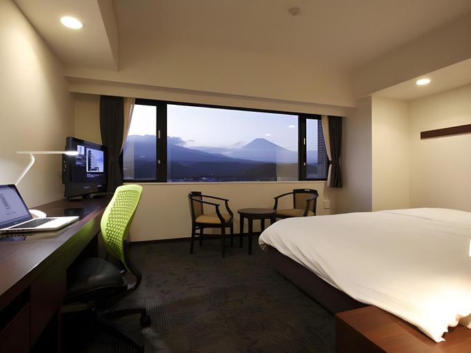Bedroom 3, Hotel Just One, Susono