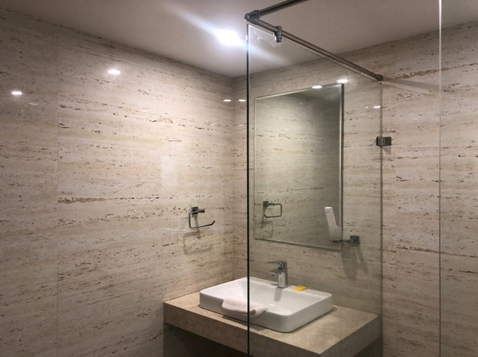 Bathroom 4, Rosetum Anjuna, North Goa