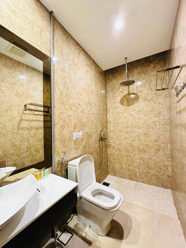 Bathroom 4, Dorsett Grand Suites Bukit Bintang, Kuala Lumpur