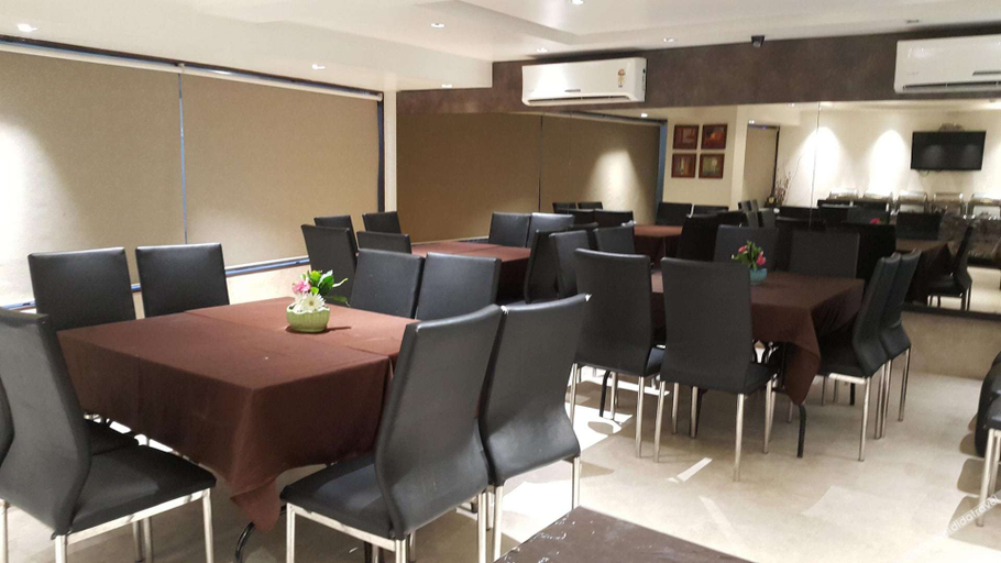 Food & Drinks 5, Hotel Aston International, Kolkata