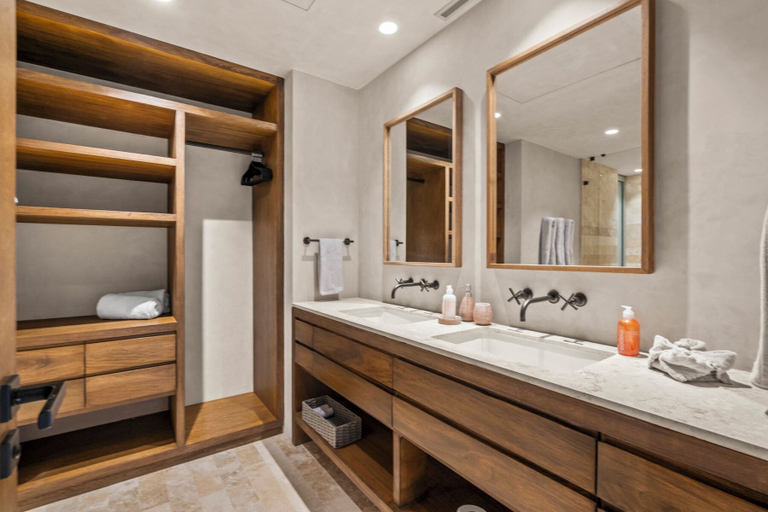 Bathroom 3, Oceanfront Apartments with Great Views, Compostela