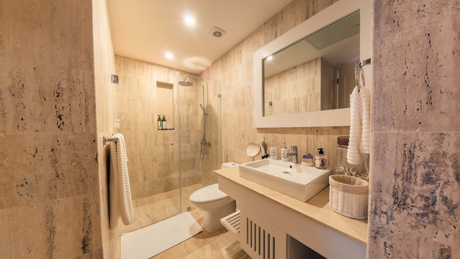 Room 4, Modern Apartment With Lake View in El Portillo Qb, Las Terrenas