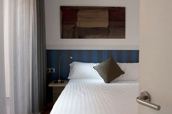 Others 5, MH Apartments Liceo, Barcelona