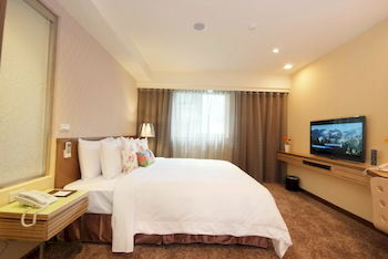 Others 5, Homey House, Taipei City