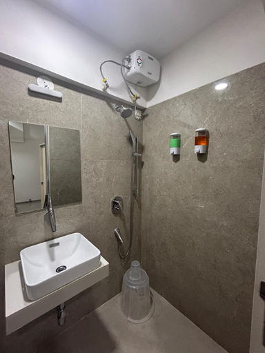 Bathroom 5, Z Bliss Suites, Mumbai Suburban