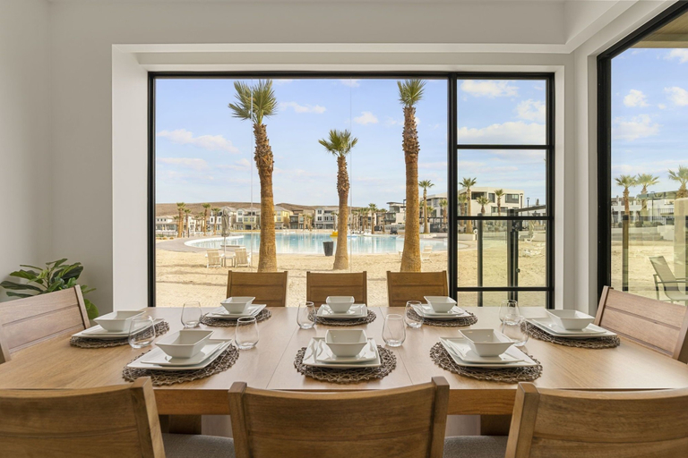 Dining 5, The Ultimate Pearl Beach Experience 9 Bedroom Home, Washington