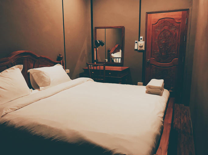 Bedroom 3, Lipe - Bloom Cafe and Hostel, Muang Satun