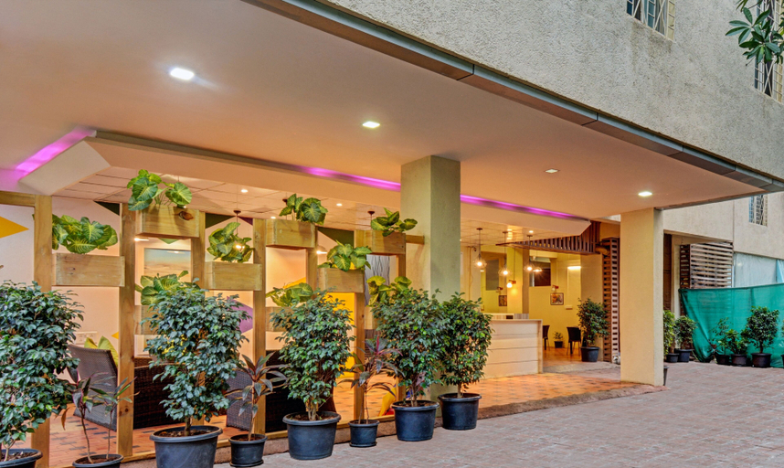 Exterior & Views 1, Treebo Iris Suites, Pune