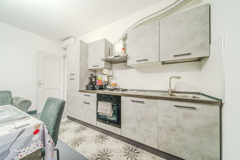 Private kitchen 5, Casa Francesco - close to the airport, Bergamo