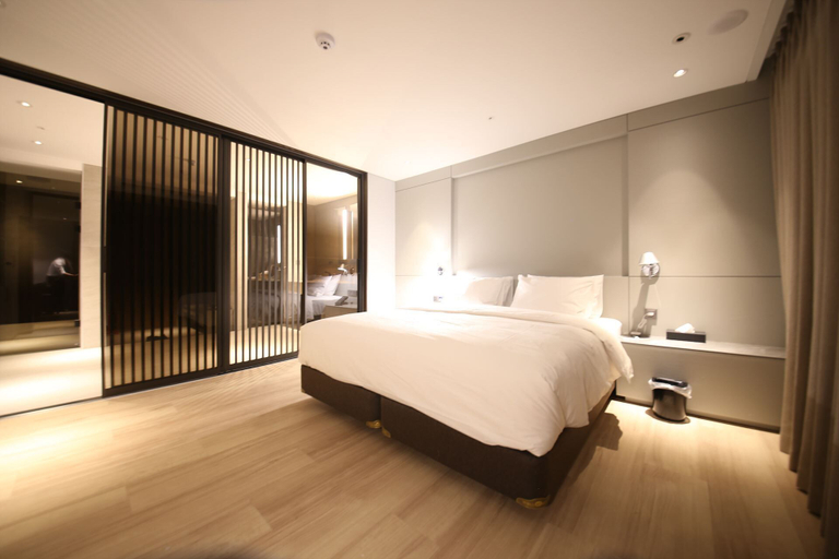 Bedroom 2, True Hotel, Changwon