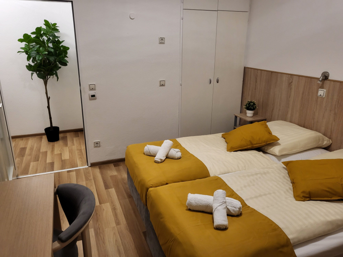 Bedroom 2, Hotel Mettmann, Mettmann