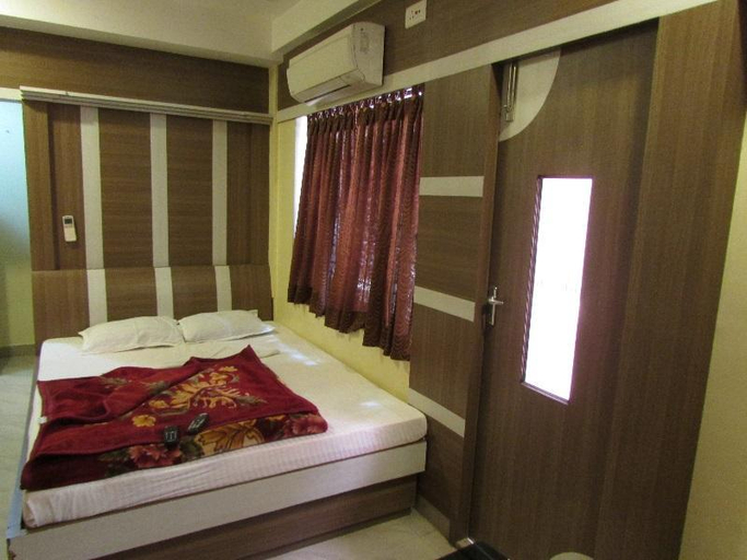 Bedroom 4, Hotel Afsha, Kolkata
