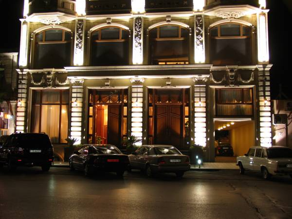 Exterior, Ayf Palace, Baku