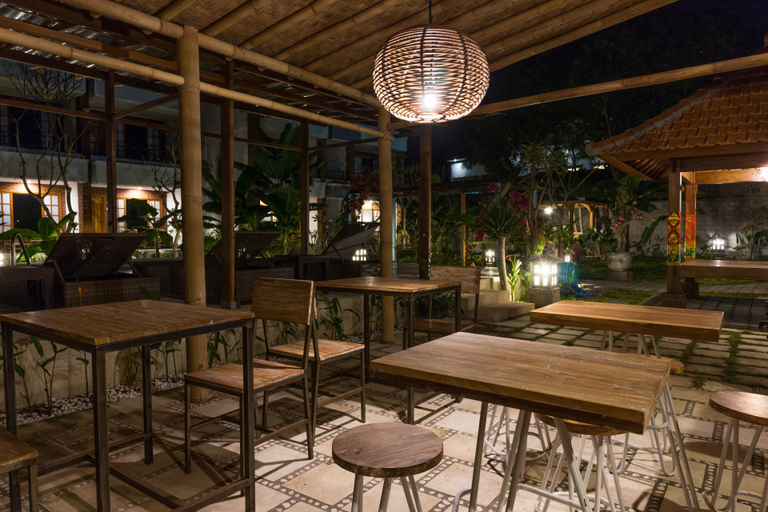 Food & Drinks 5, Sanur Lodge, Denpasar