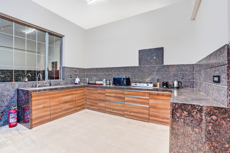 Private kitchen 5, ELIVAAS Villa 39 Serene 6BHK with Pool, Pune