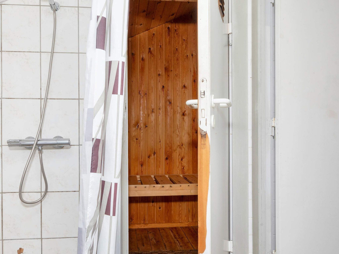 Bathroom 3, 4 Star Holiday Home in Hadsund, Mariagerfjord